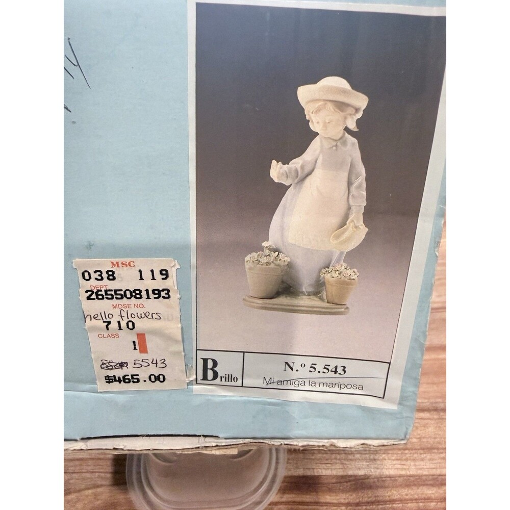 Lladro 5543 Hello Flowers Porcelain Retired Figurine